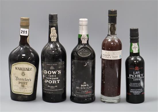 A bottle of Dows 1963 vintage port and a bottle of Martinez Directors port and three other ports (5)